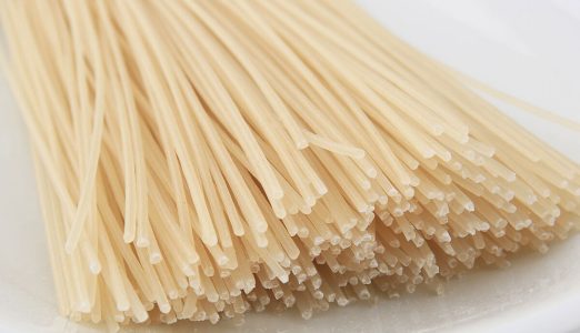 How Consumers Can Choose High-Quality Custom Rice Noodles